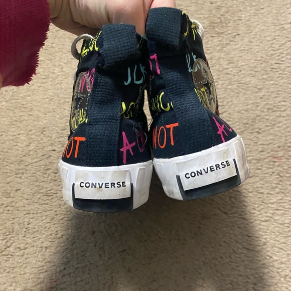 High-top UNT1TL3D-Not A Chuck Converse - Picture 2 of 6